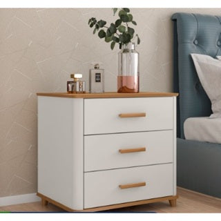 Mesa de Cabeceira 3 Gavetas Mini Cômoda Maitê cor Off White com Nature